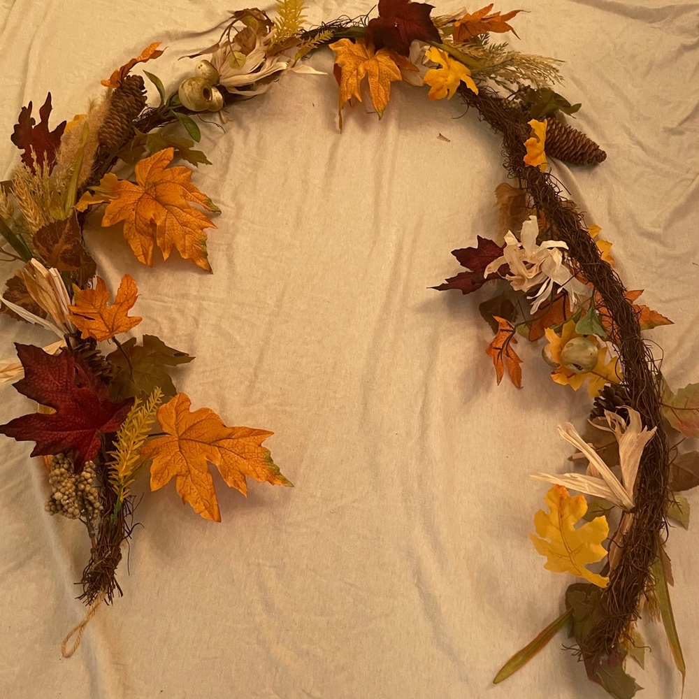 Fall leaf vine with pine cones and wheat